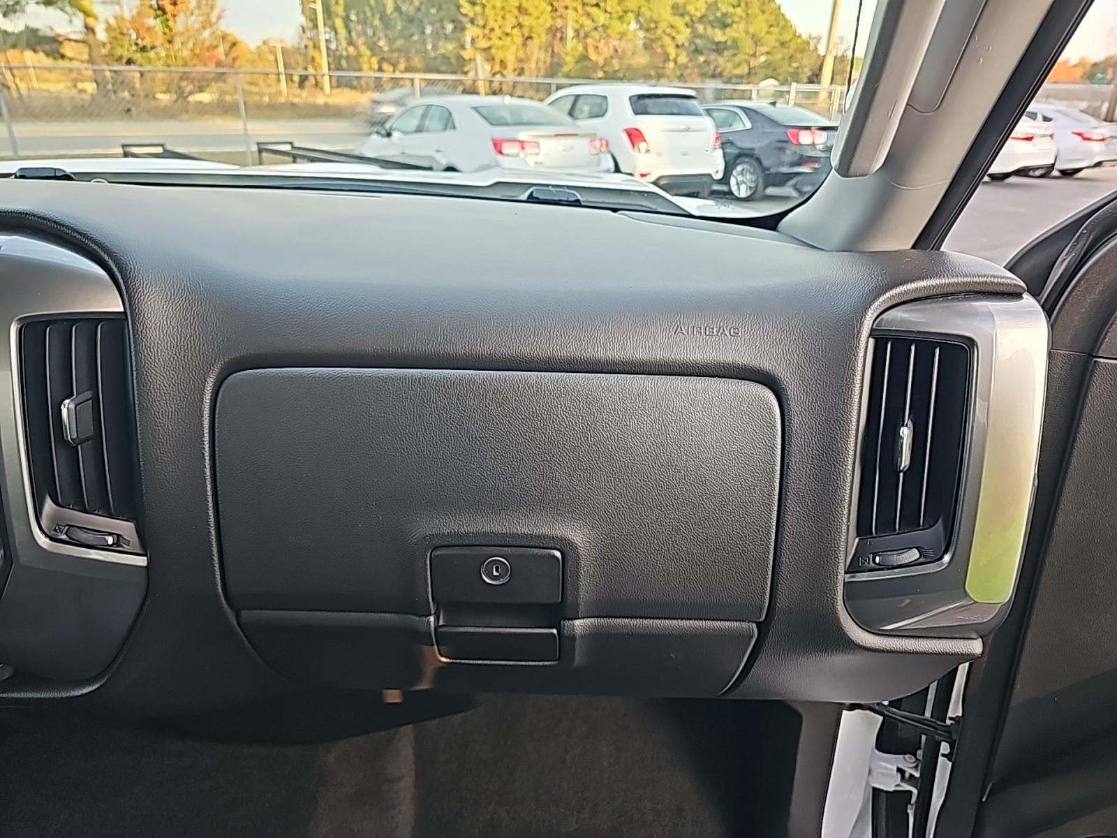 2018 Chevrolet Silverado 1500 LT RWD