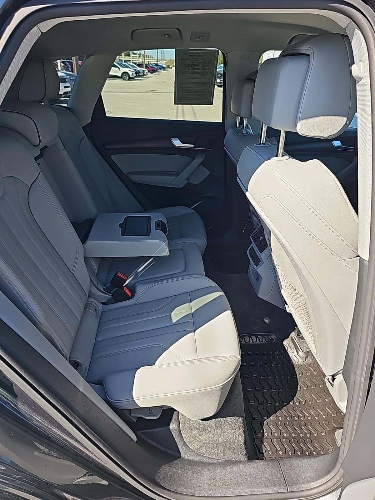 2022 Audi Q5 e Plug-In Hybrid S line Premium AWD