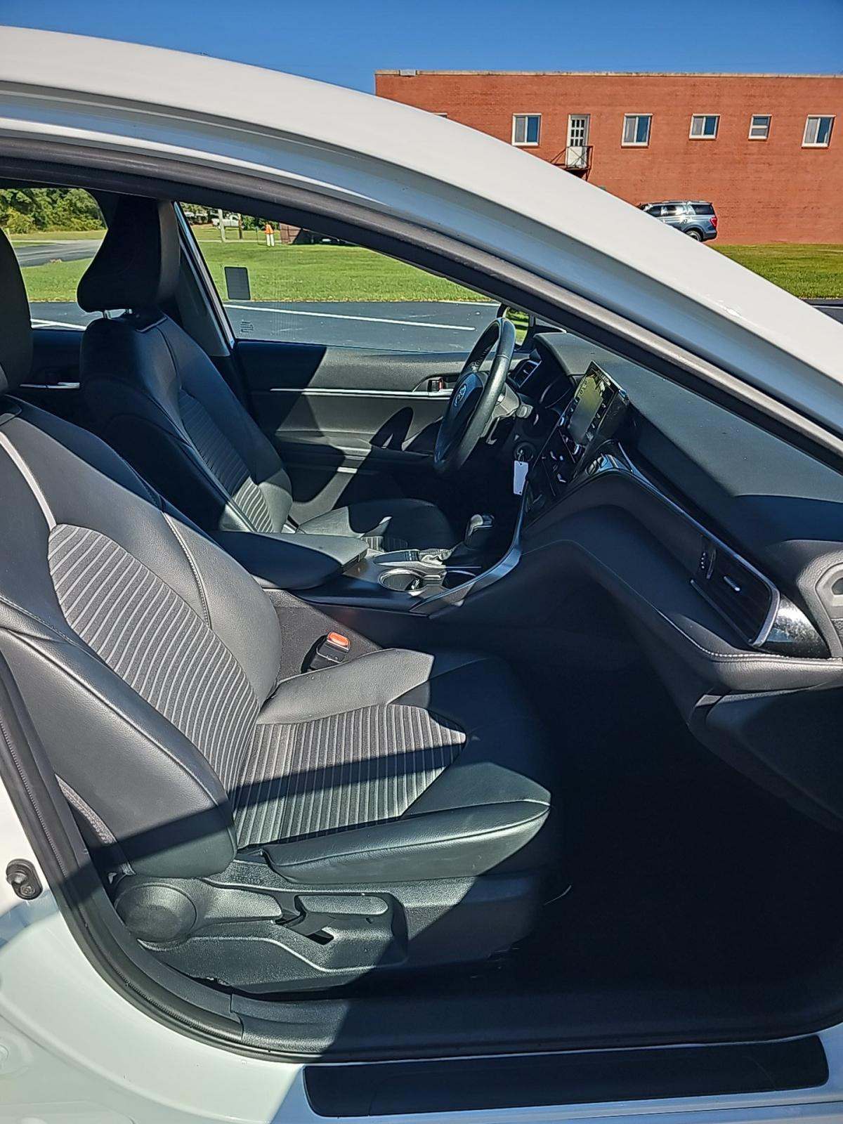 2024 Toyota Camry SE FWD