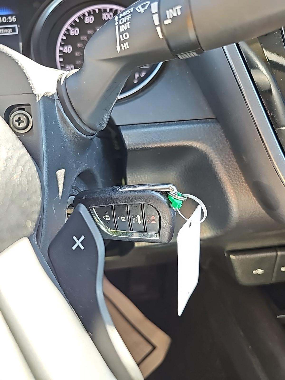 2024 Toyota Camry SE FWD