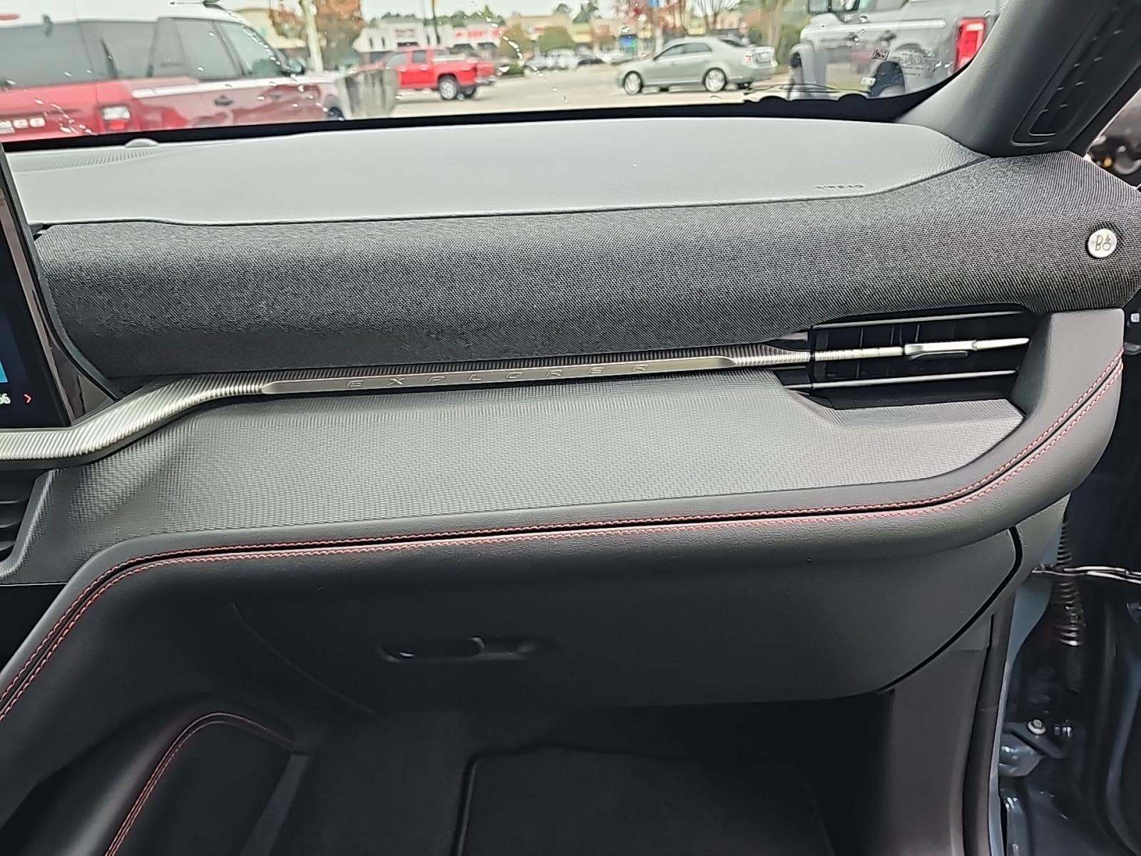 2025 Ford Explorer ST AWD