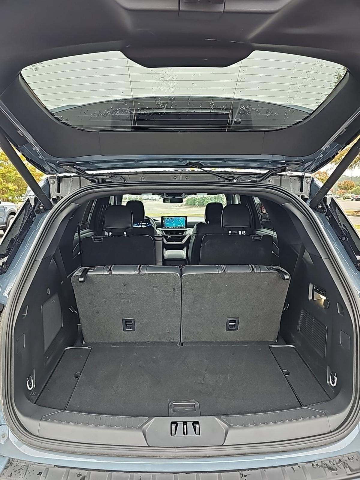 2025 Ford Explorer ST AWD