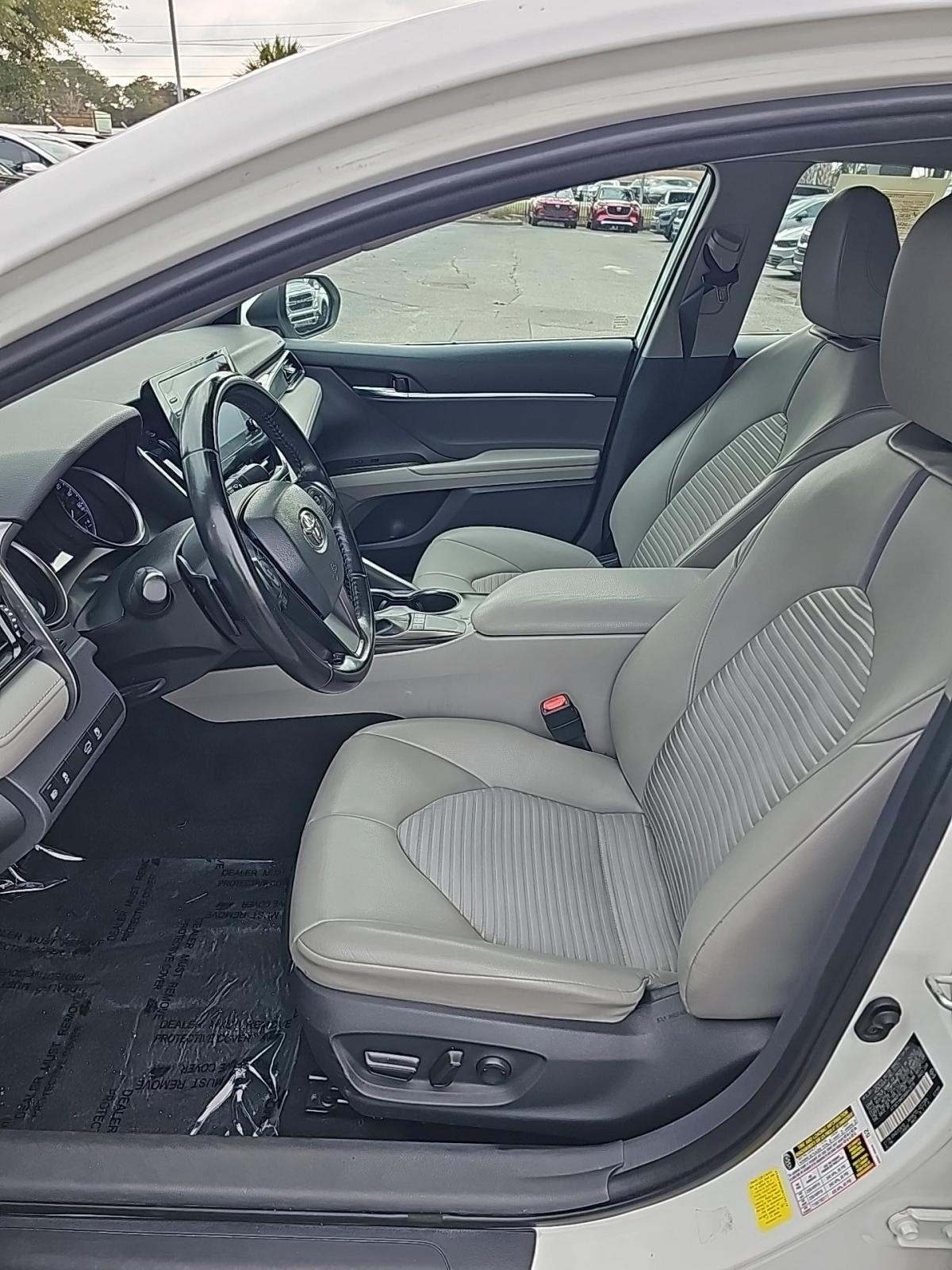 2022 Toyota Camry SE FWD