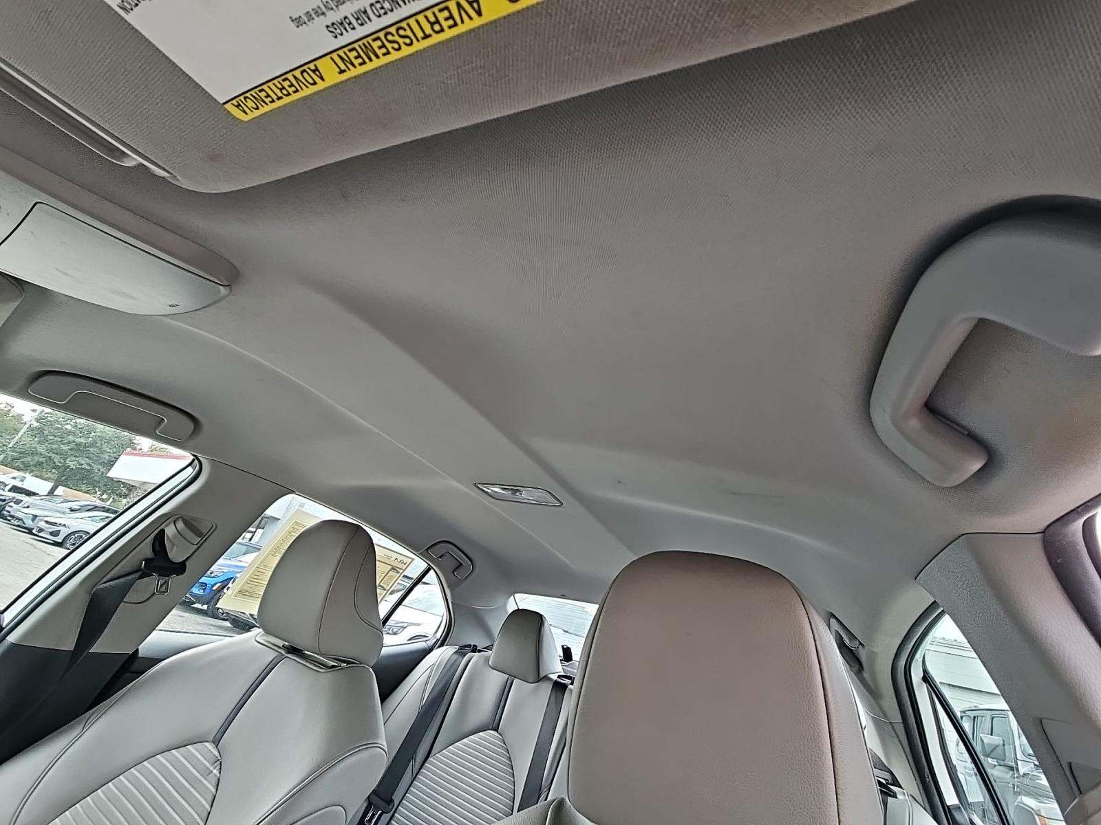 2022 Toyota Camry SE FWD