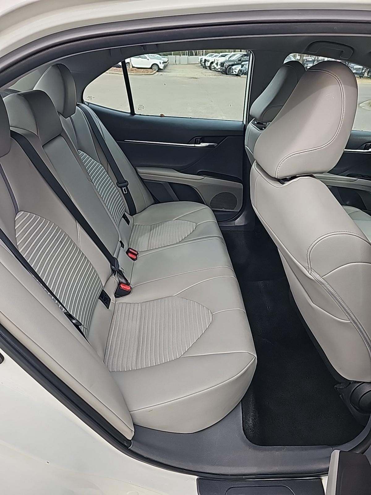 2022 Toyota Camry SE FWD