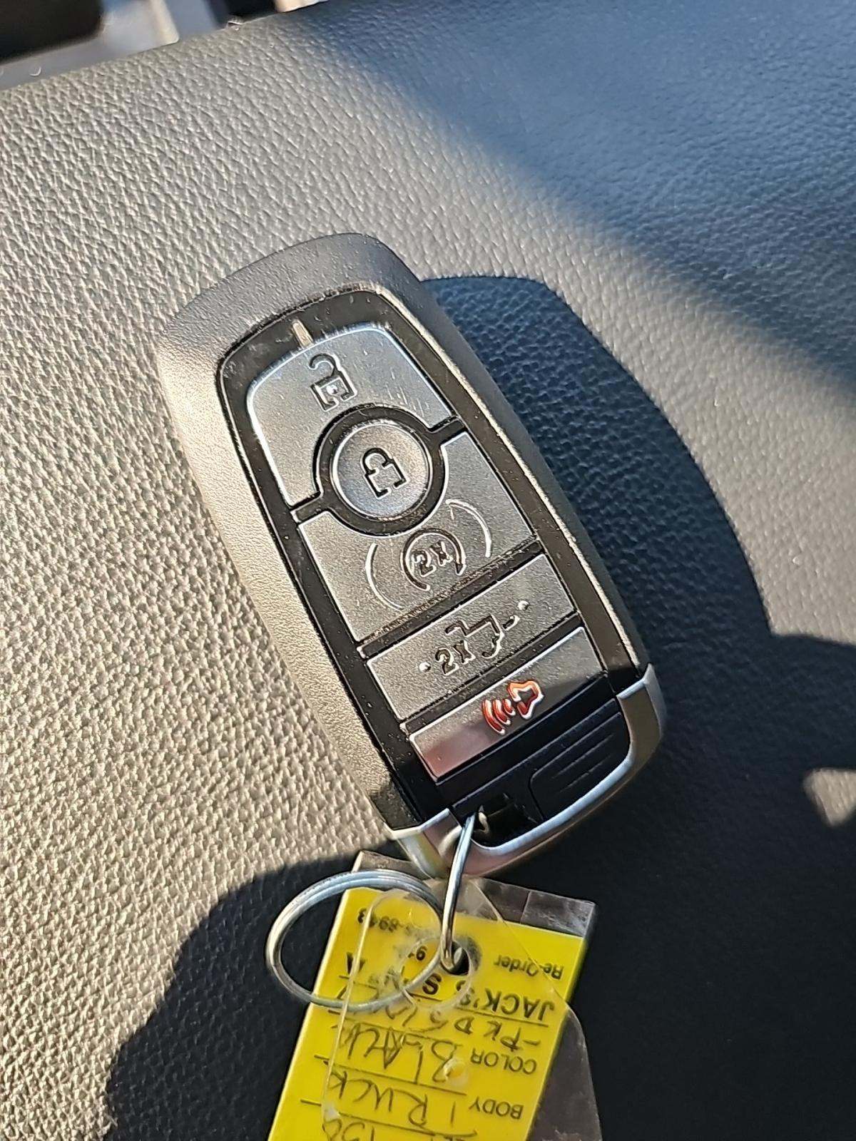 2023 Ford F-150 Lariat AWD