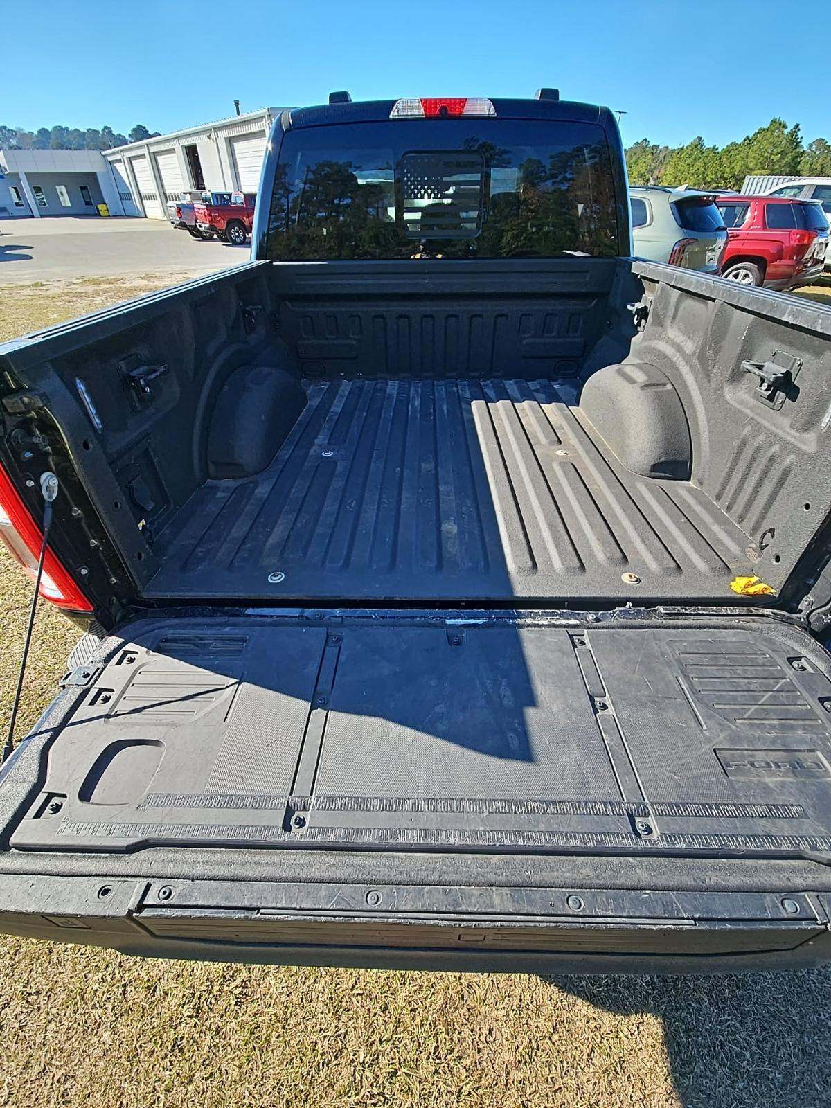 2023 Ford F-150 Lariat AWD