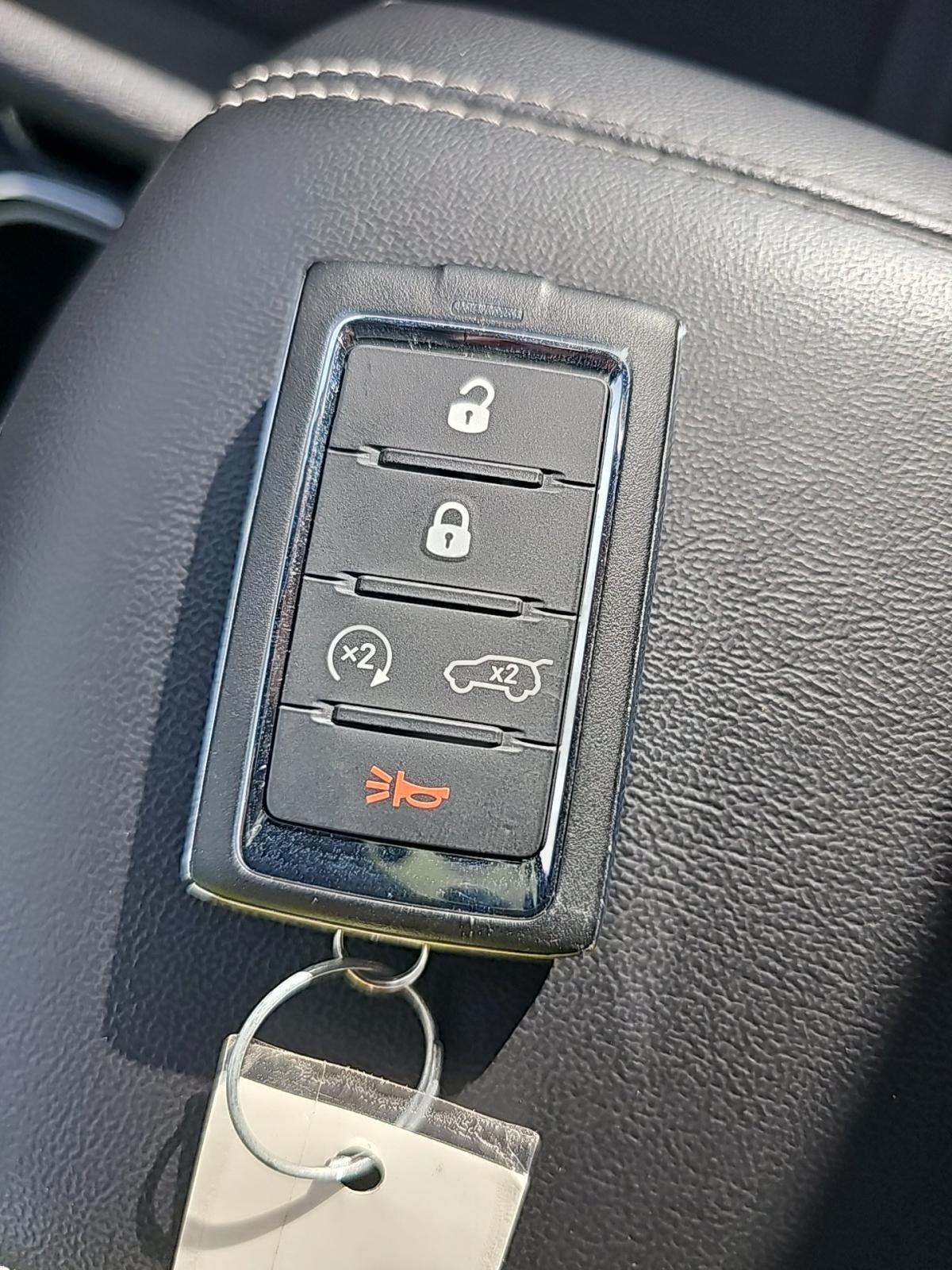 2022 Jeep Grand Cherokee Laredo AWD