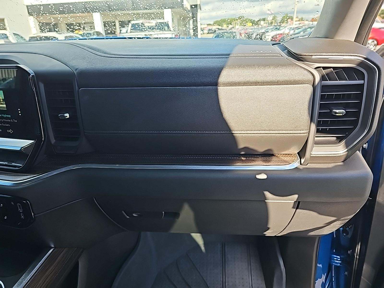 2023 Chevrolet Silverado 1500 RST RWD