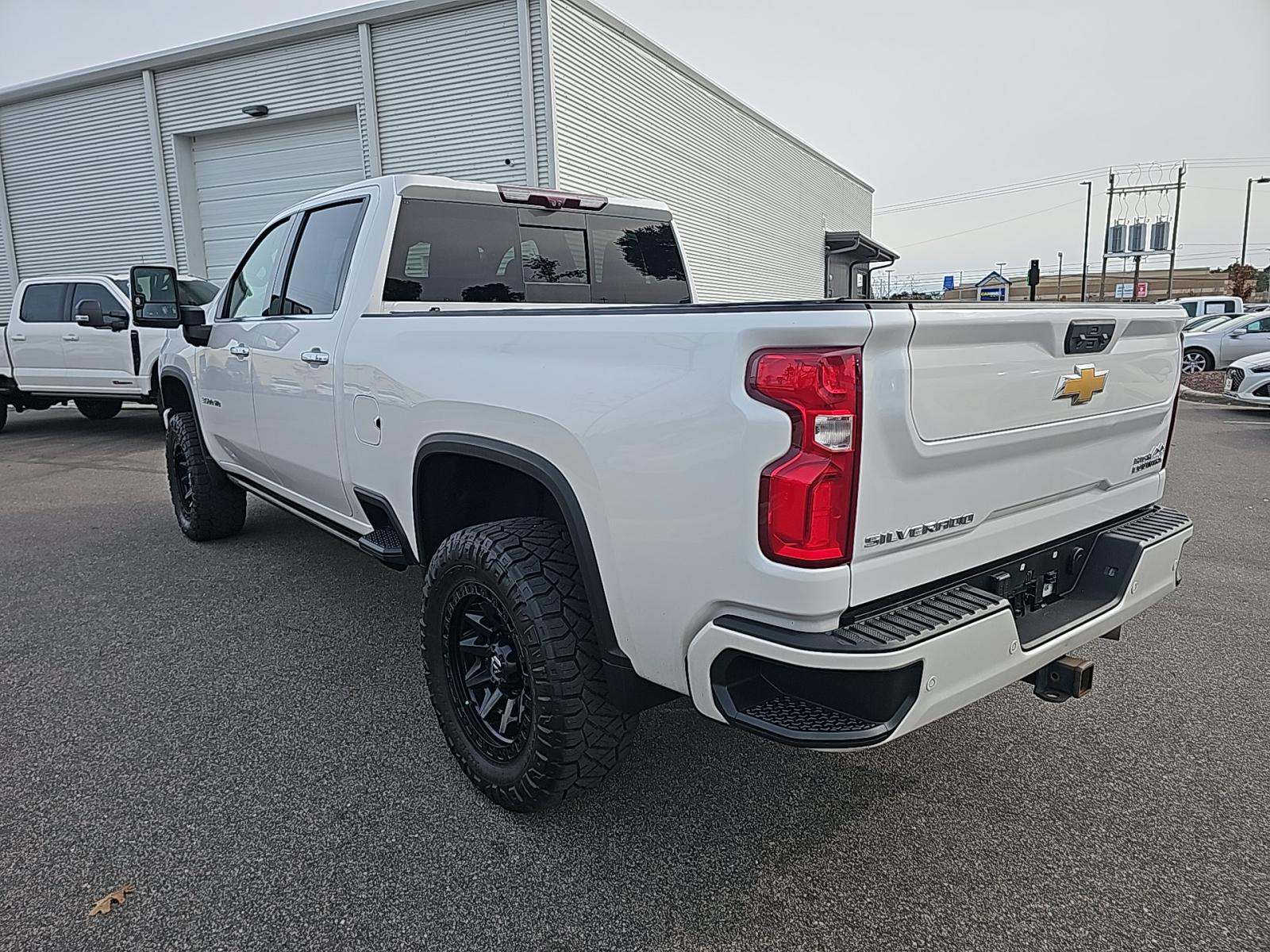 2022 Chevrolet Silverado 3500HD High Country AWD