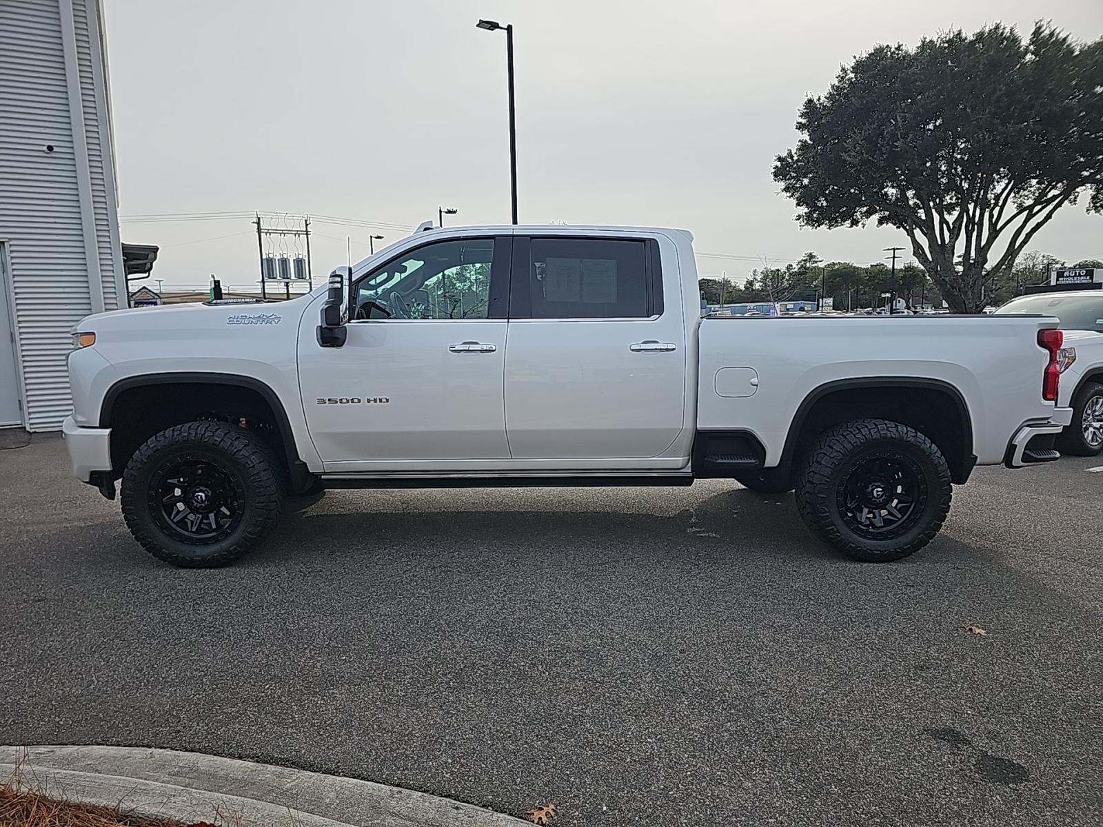 2022 Chevrolet Silverado 3500HD High Country AWD