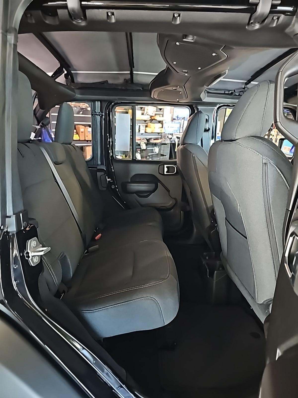 2025 Jeep Wrangler Sport AWD