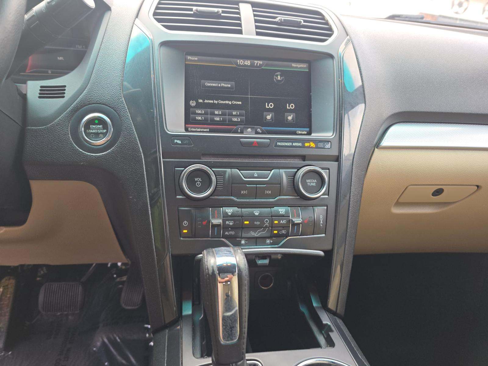 FORD EXPLORER - 10