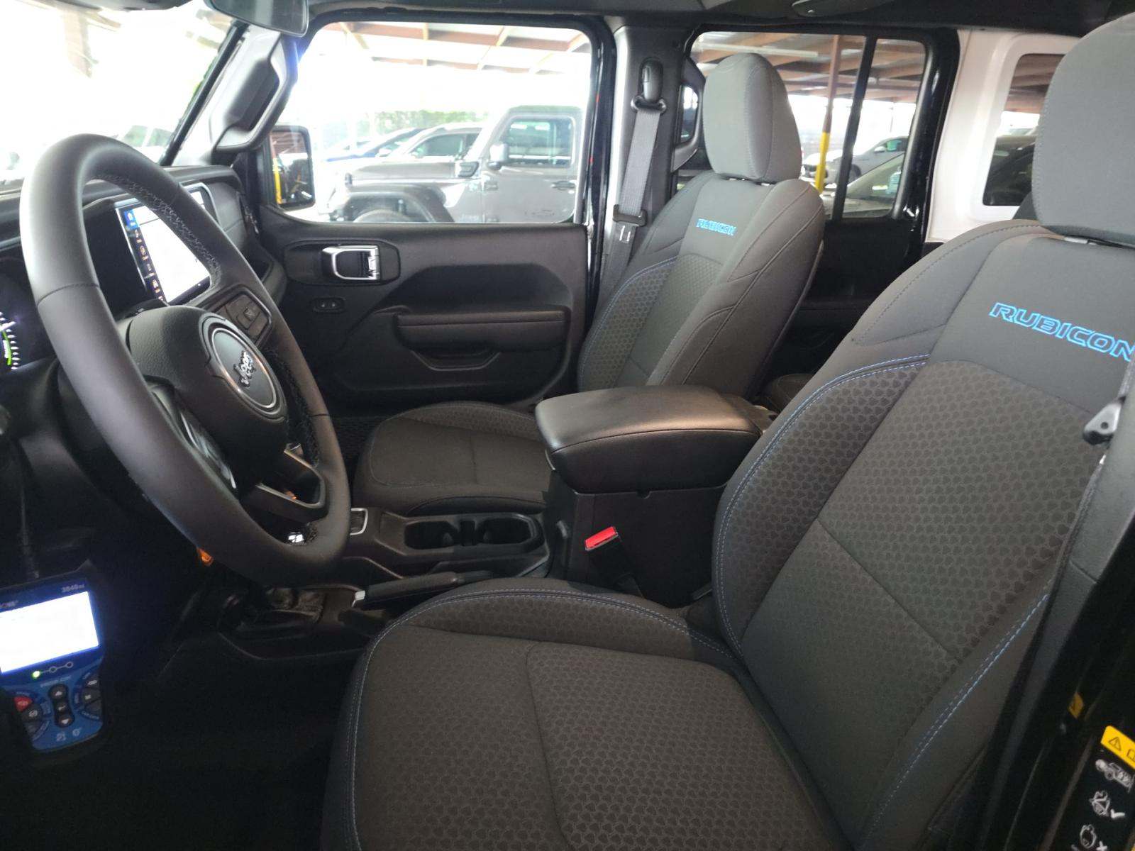 JEEP 4XE RUBICON - 6