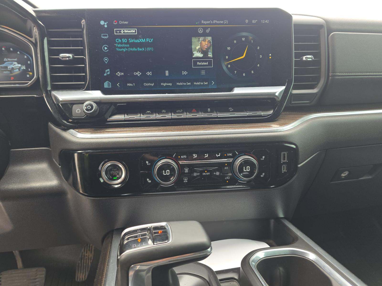 CHEVROLET SILVERADO - 10