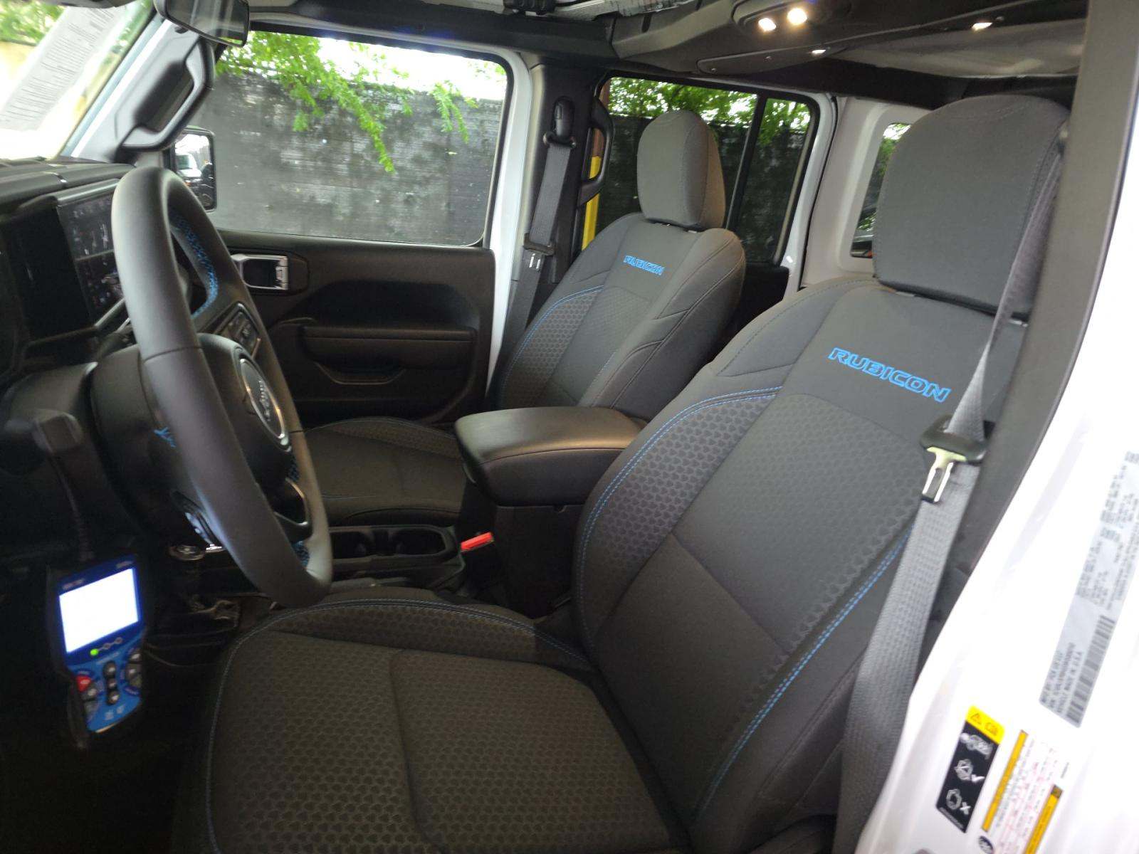 JEEP 4XE RUBICON - 6