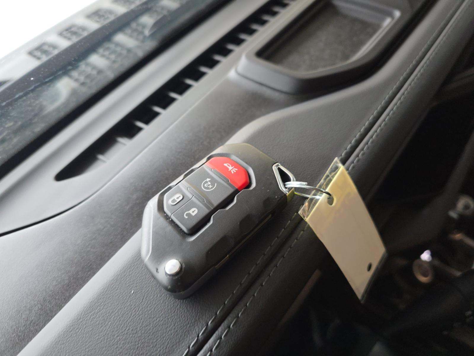 JEEP 4XE RUBICON - 8