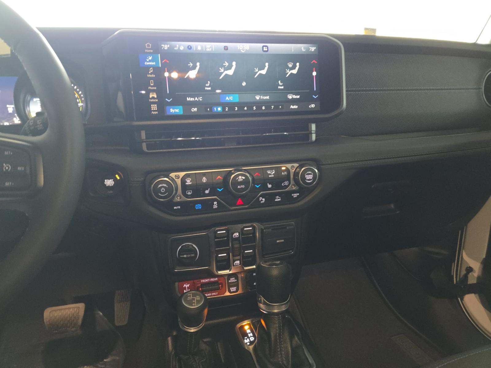 JEEP 4XE RUBICON - 10