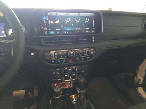 JEEP 4XE RUBICON - 10