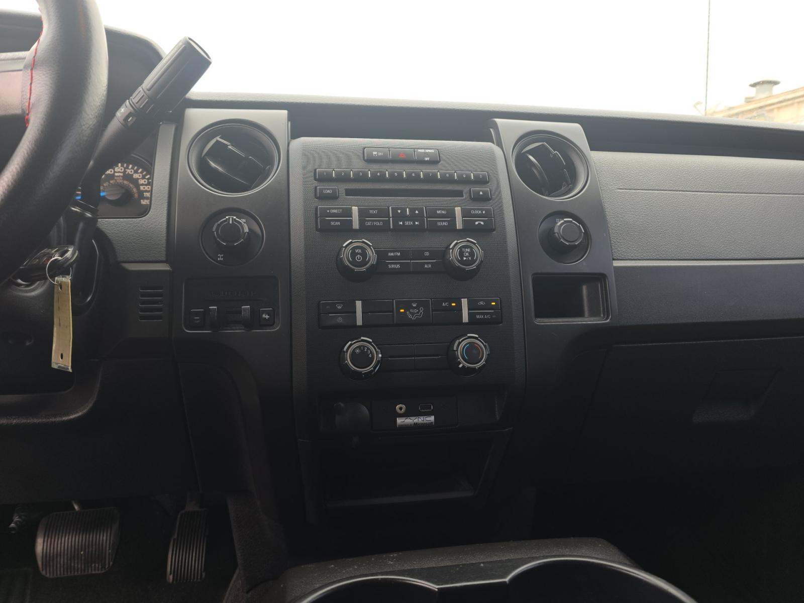 FORD F-150 - 10