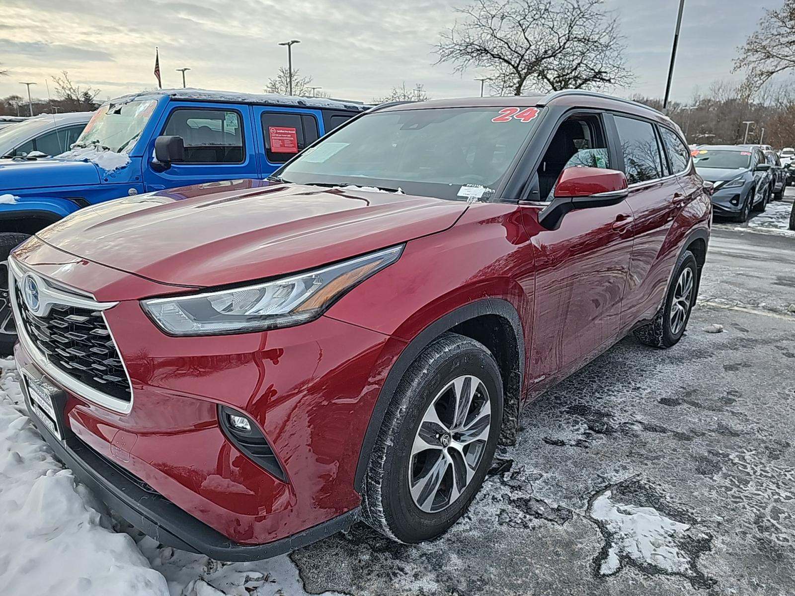 2024 Toyota Highlander Hybrid XLE AWD