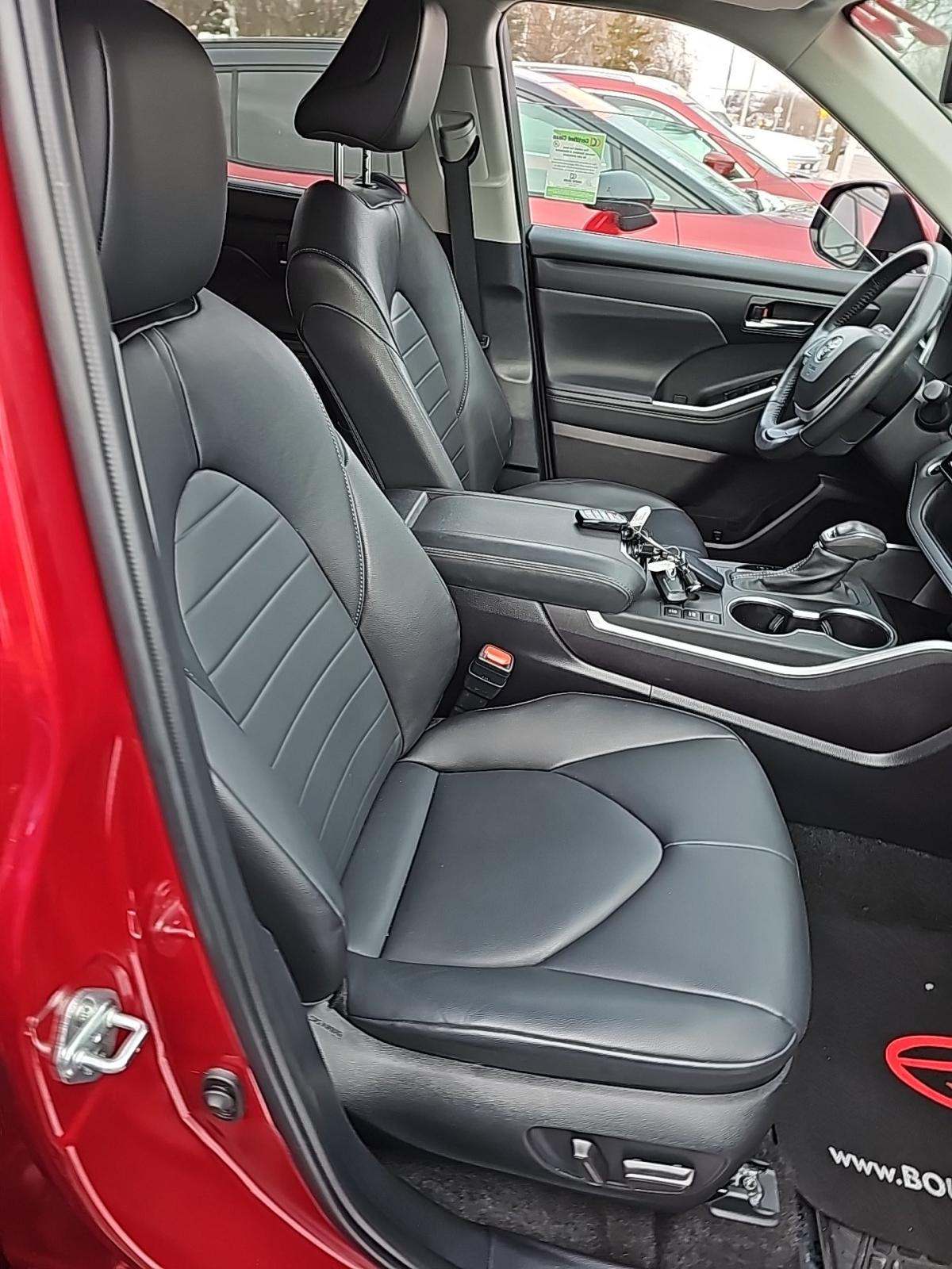 2024 Toyota Highlander Hybrid XLE AWD