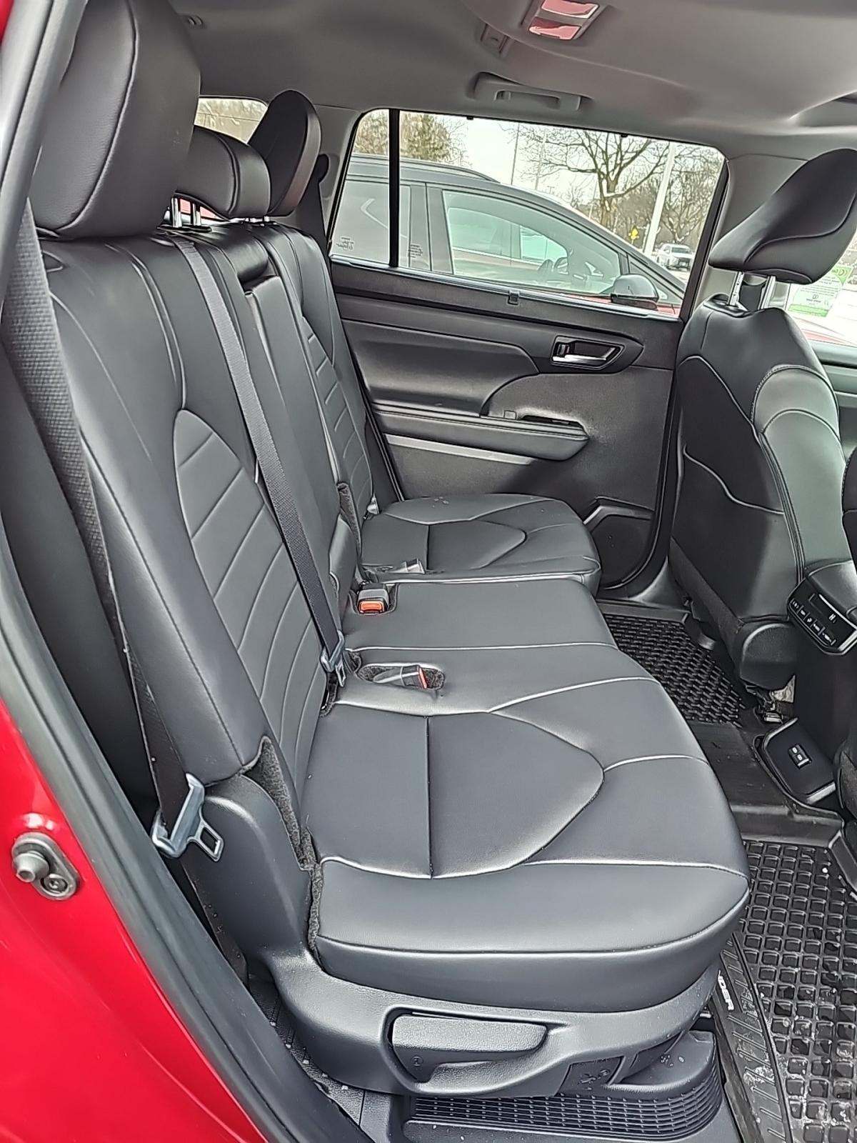 2024 Toyota Highlander Hybrid XLE AWD