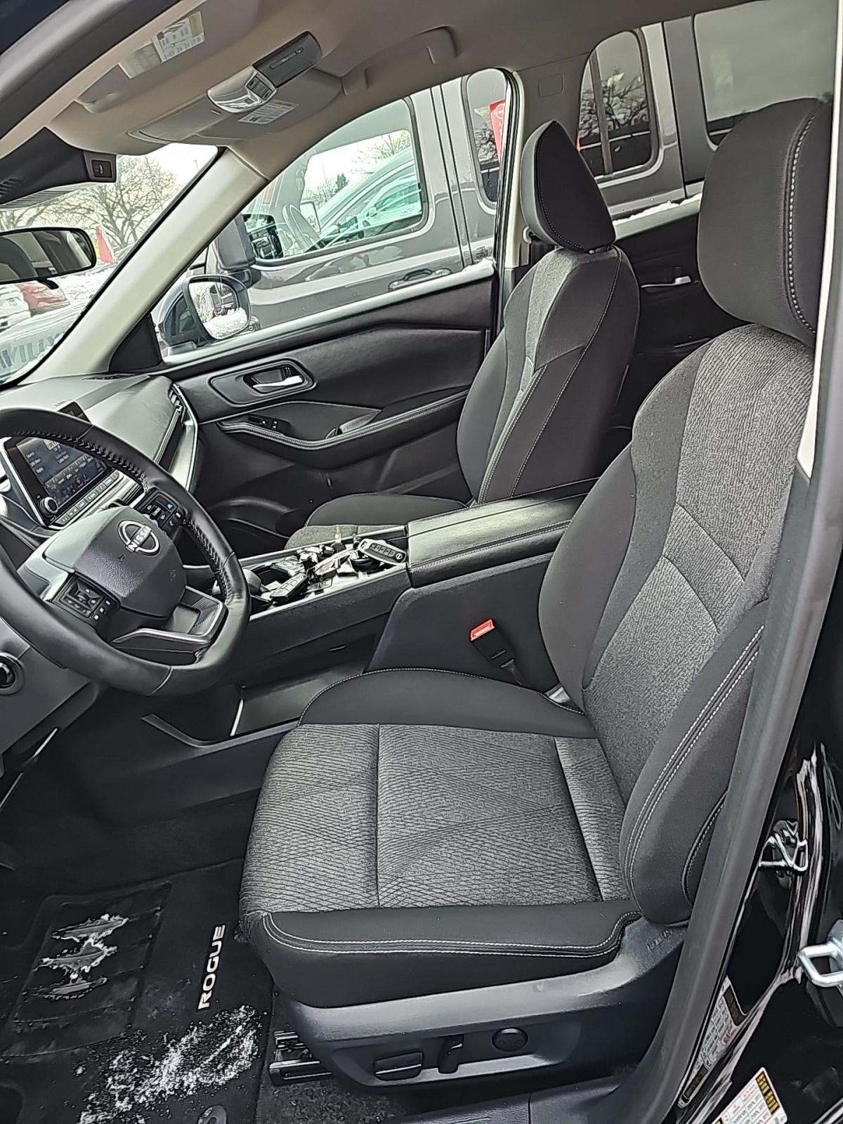 2025 Nissan Rogue SV AWD