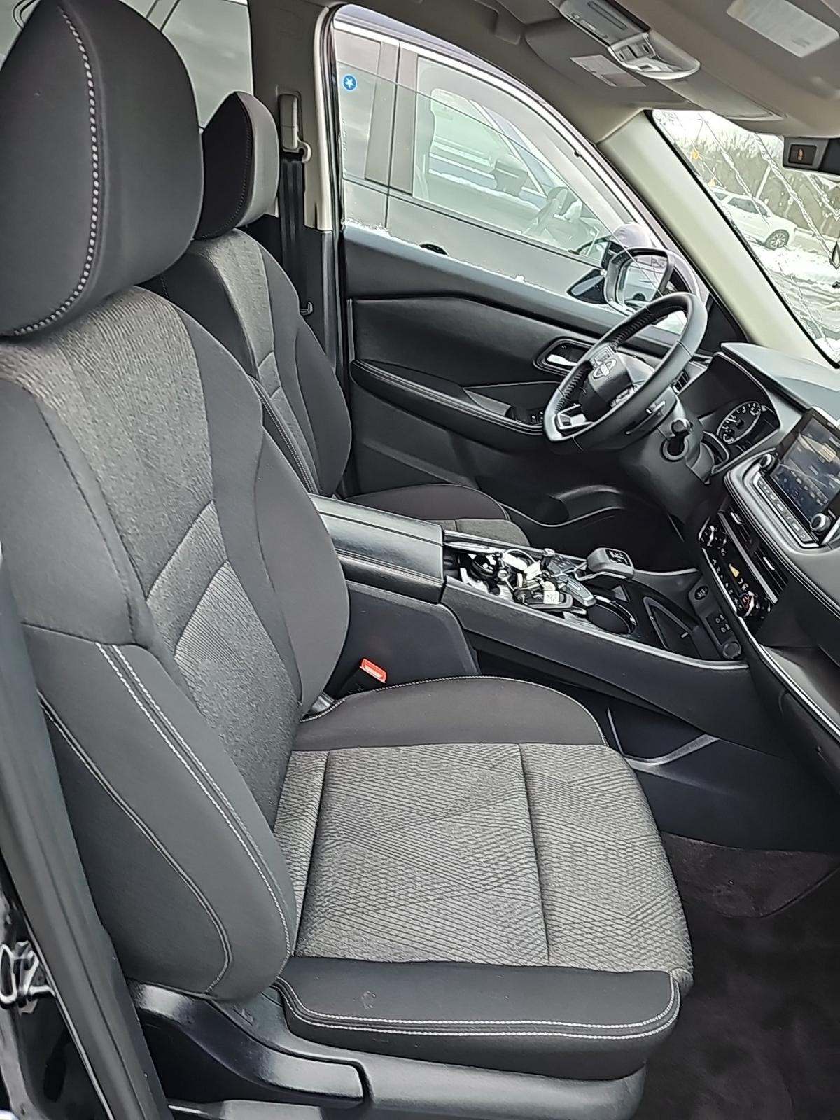 2025 Nissan Rogue SV AWD