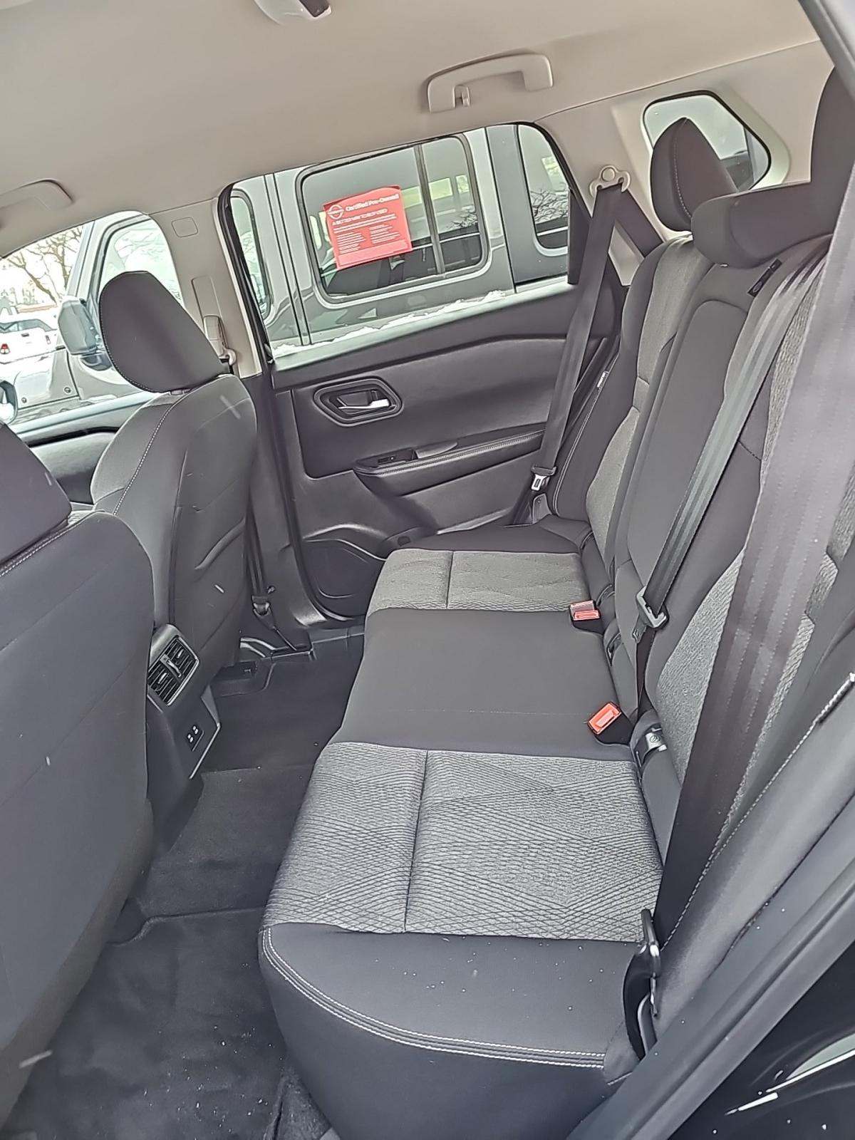 2025 Nissan Rogue SV AWD