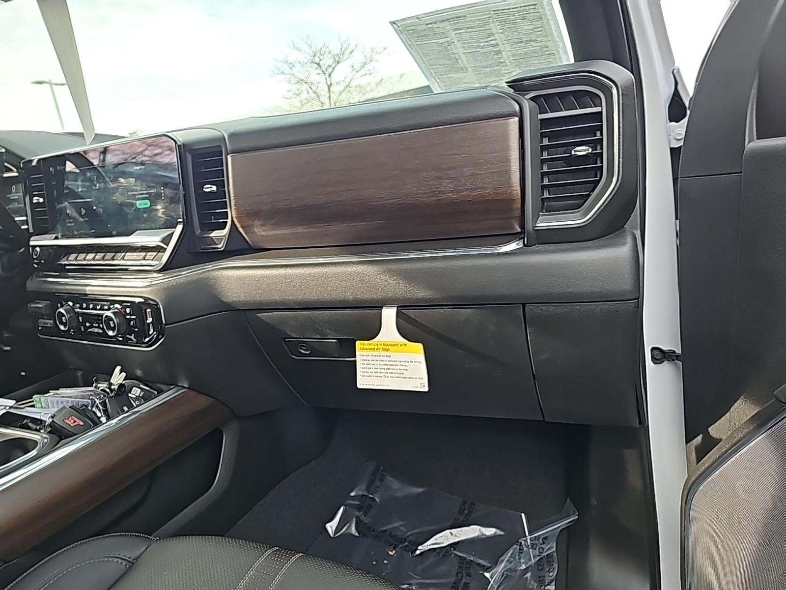 2024 Chevrolet Silverado 3500HD High Country AWD