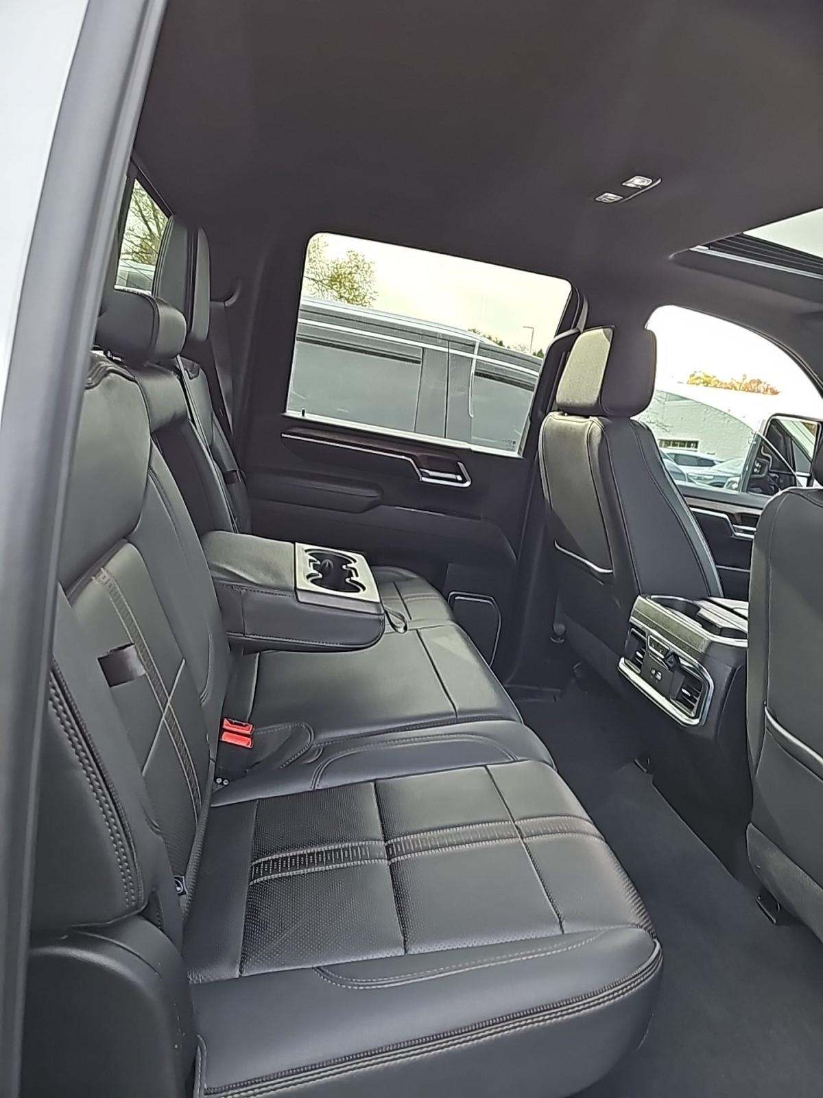 2024 Chevrolet Silverado 3500HD High Country AWD