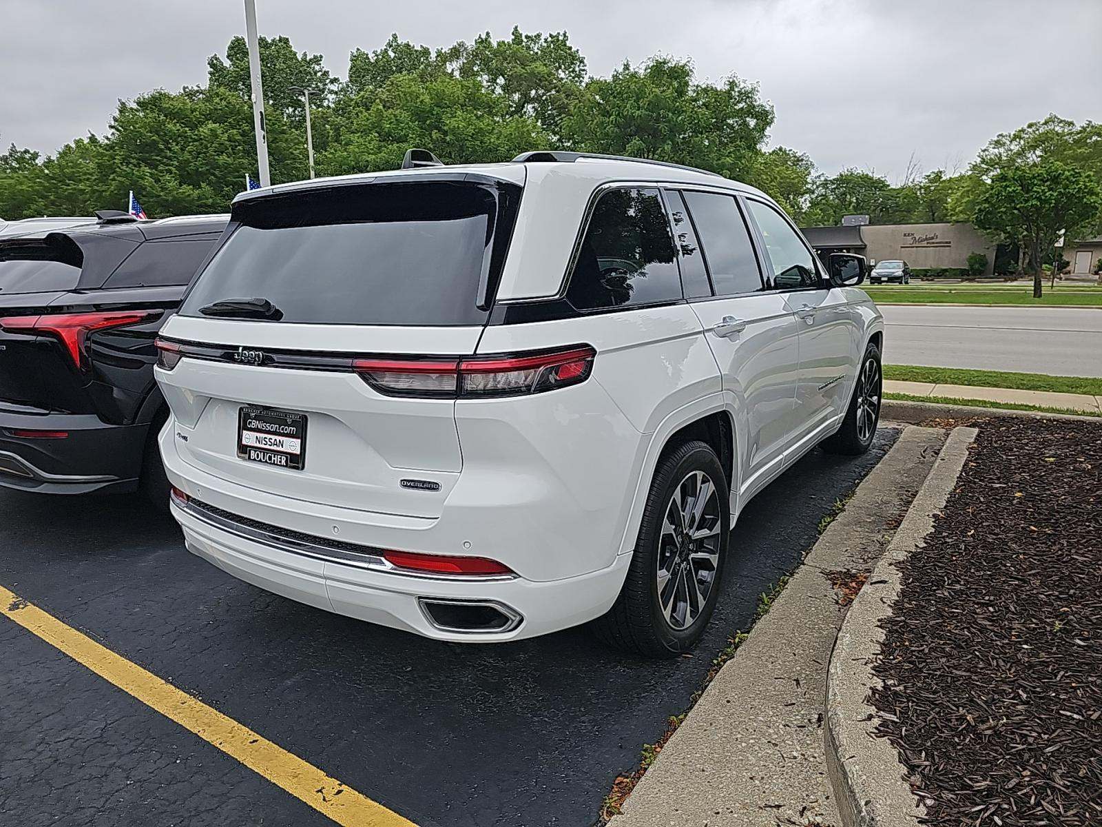 2023 Jeep Grand Cherokee Overland AWD