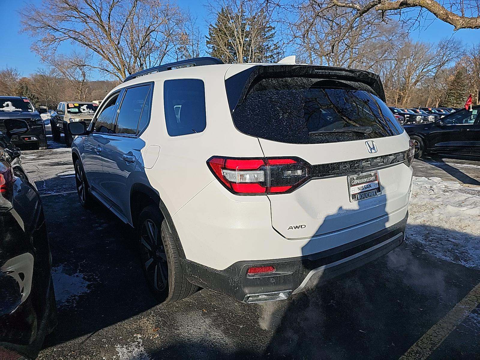 2023 Honda Pilot Elite AWD