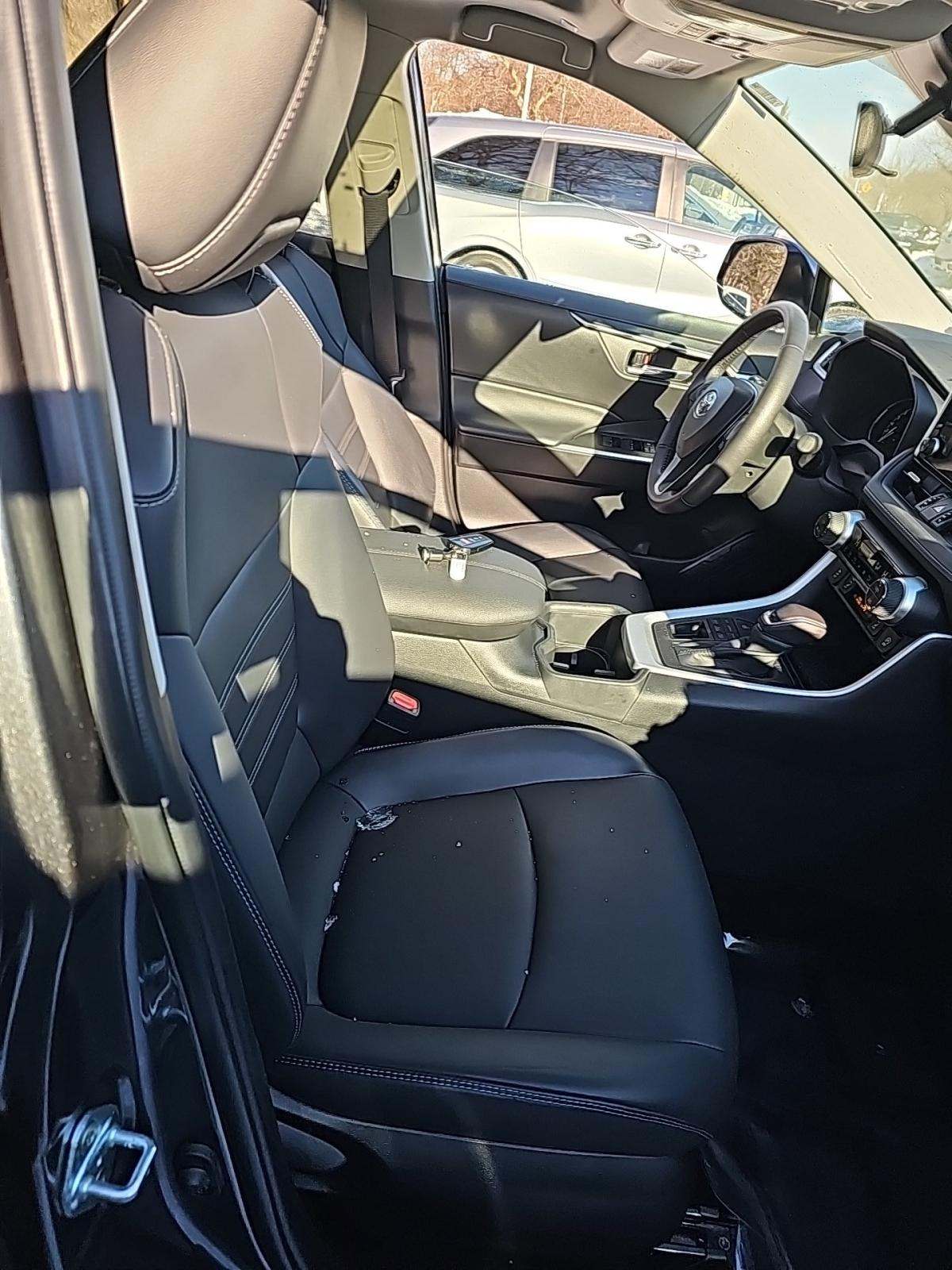 2024 Toyota RAV4 XLE Premium AWD