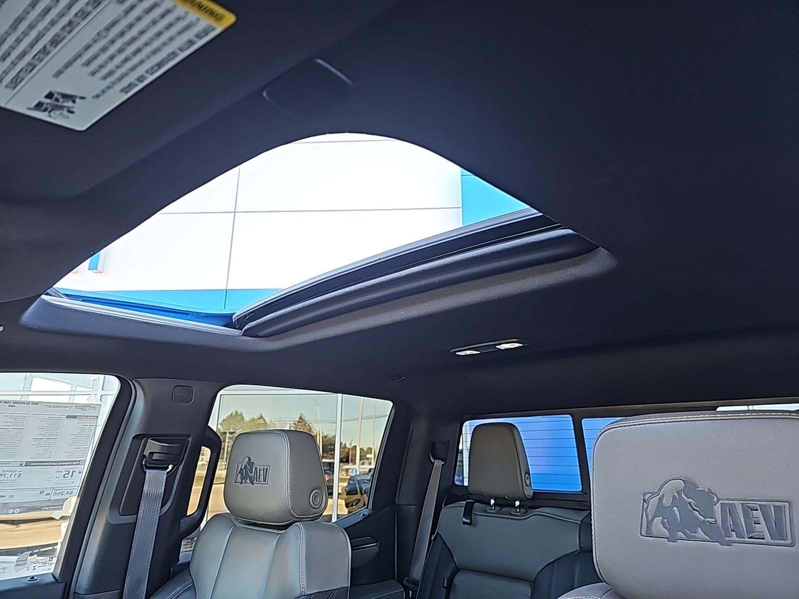 2025 Chevrolet Silverado 1500 ZR2 AWD