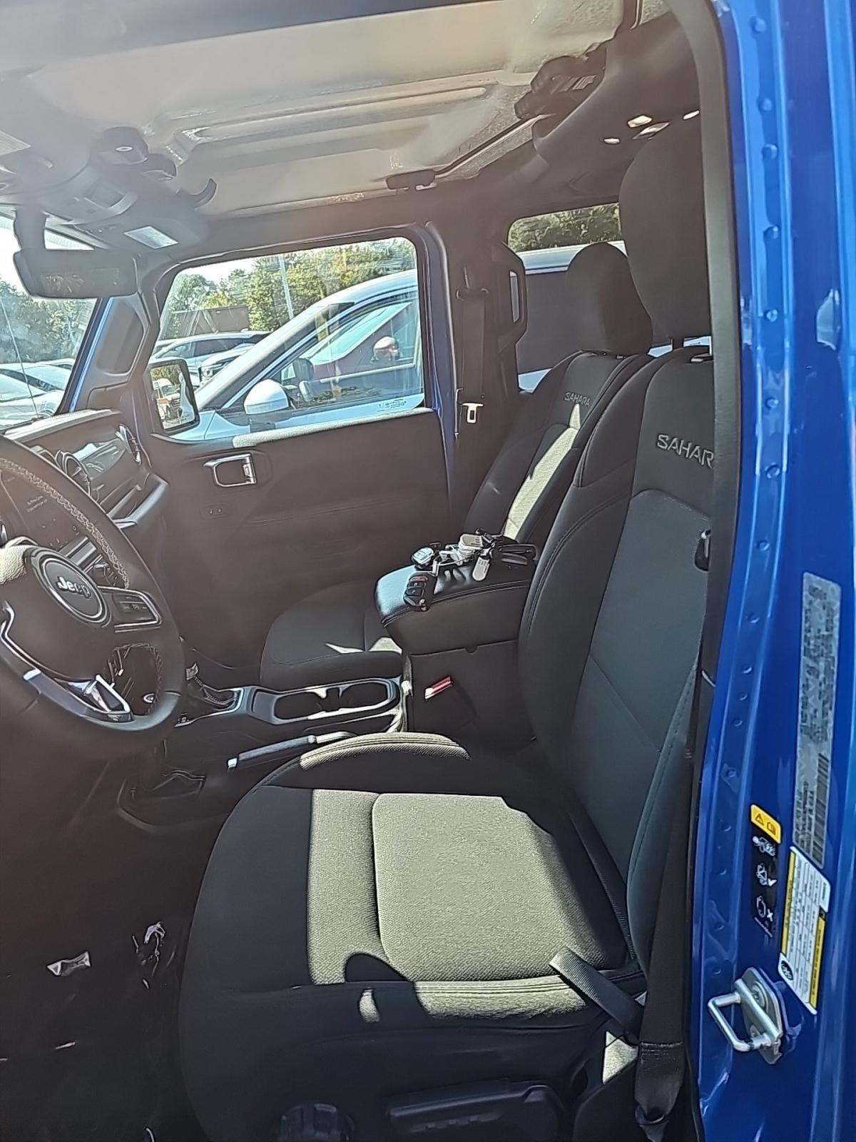 2023 Jeep Wrangler Sahara AWD