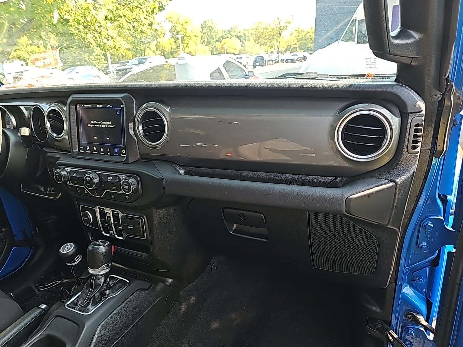 2023 Jeep Wrangler Sahara AWD