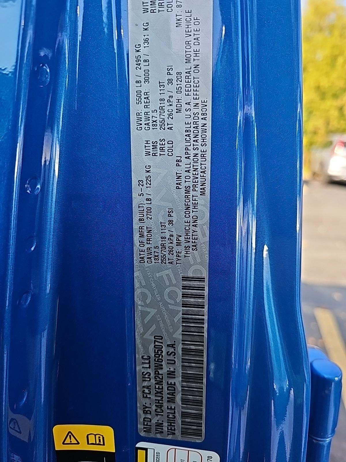 2023 Jeep Wrangler Sahara AWD