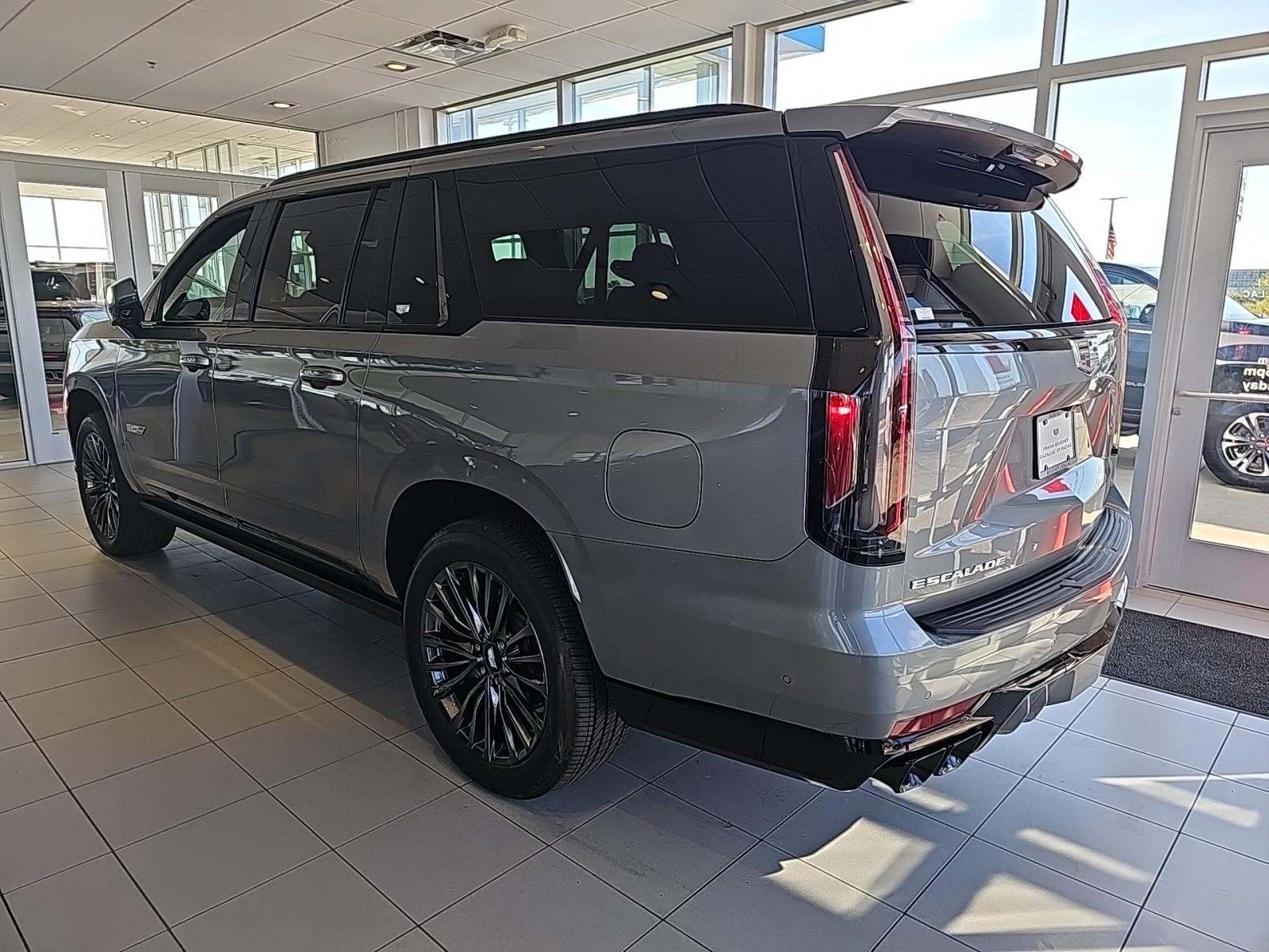 2023 Cadillac Escalade ESV V-Series AWD