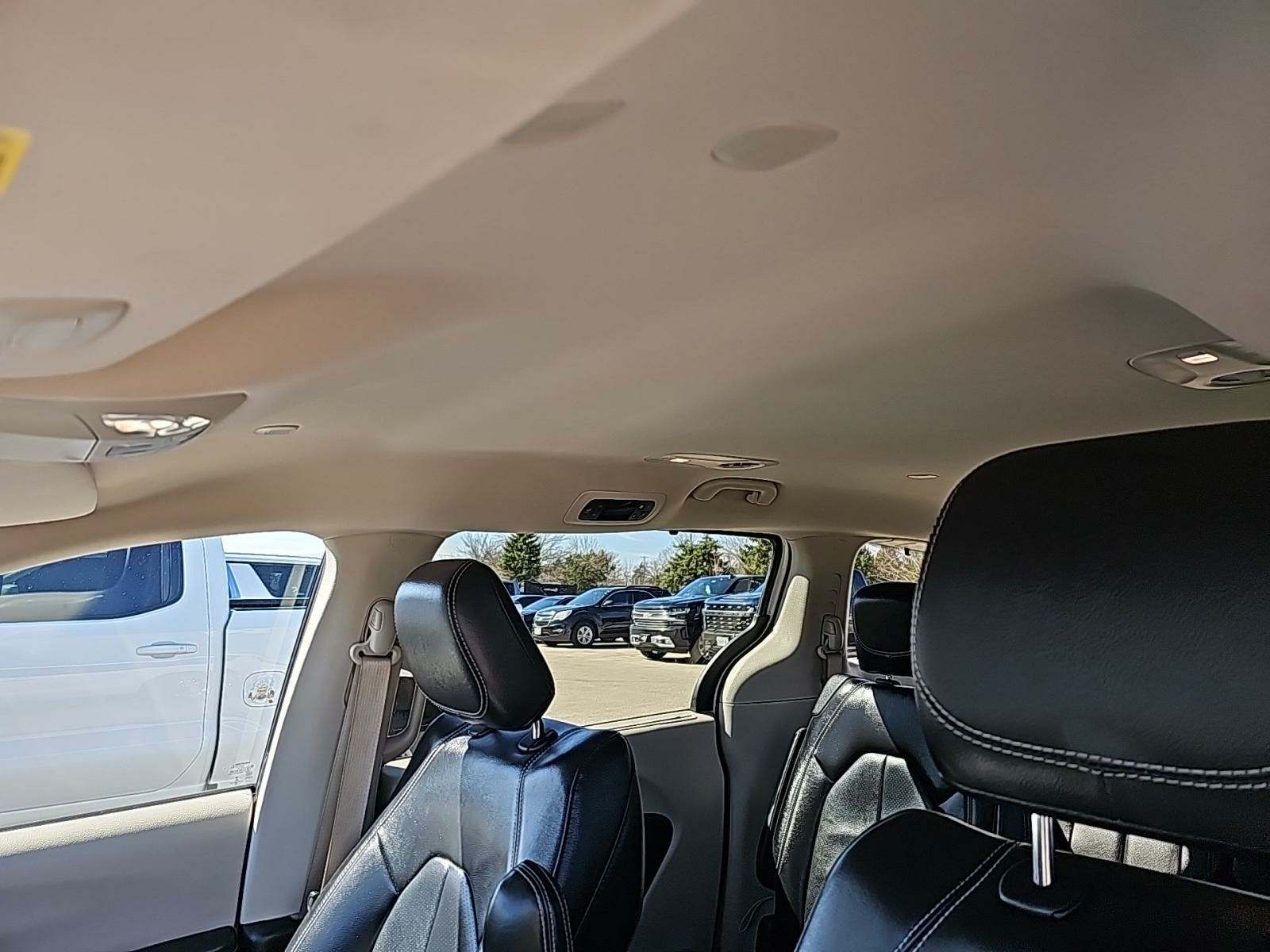 2022 Chrysler Pacifica Touring L AWD