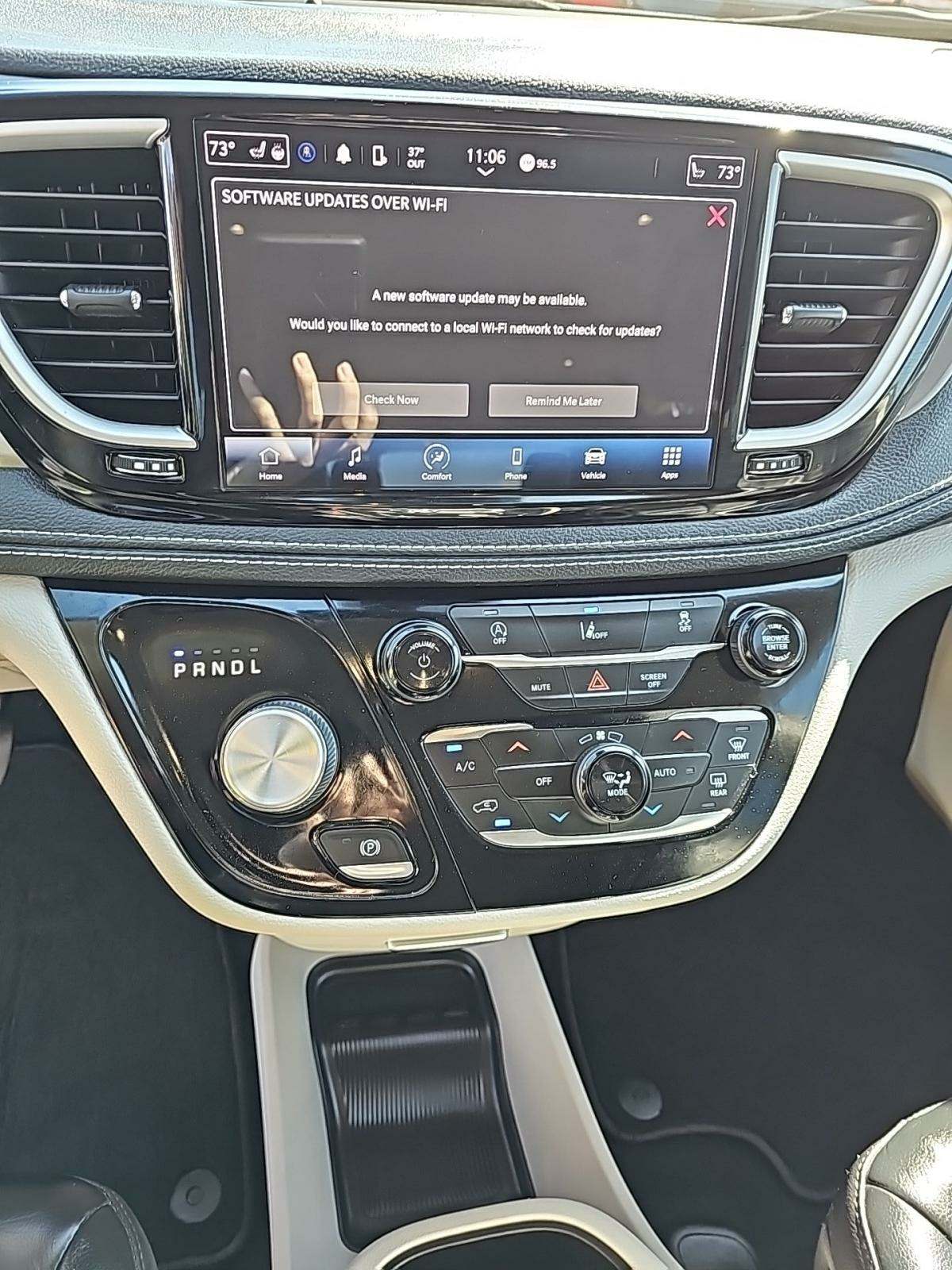 2022 Chrysler Pacifica Touring L AWD