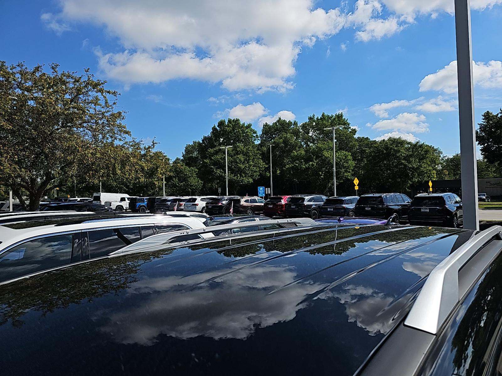 2022 Nissan Pathfinder SL AWD