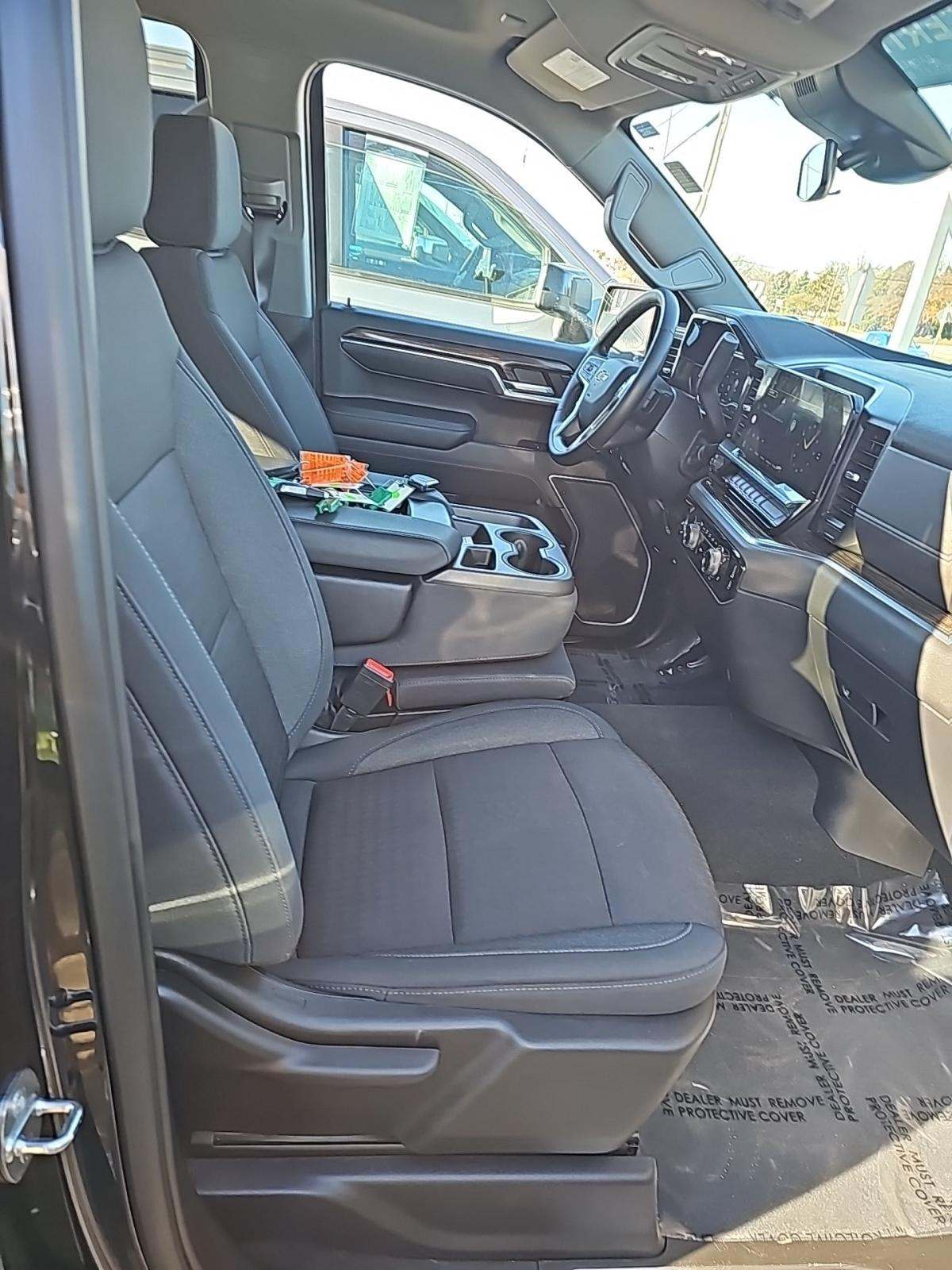 2022 Chevrolet Silverado 1500 LT AWD