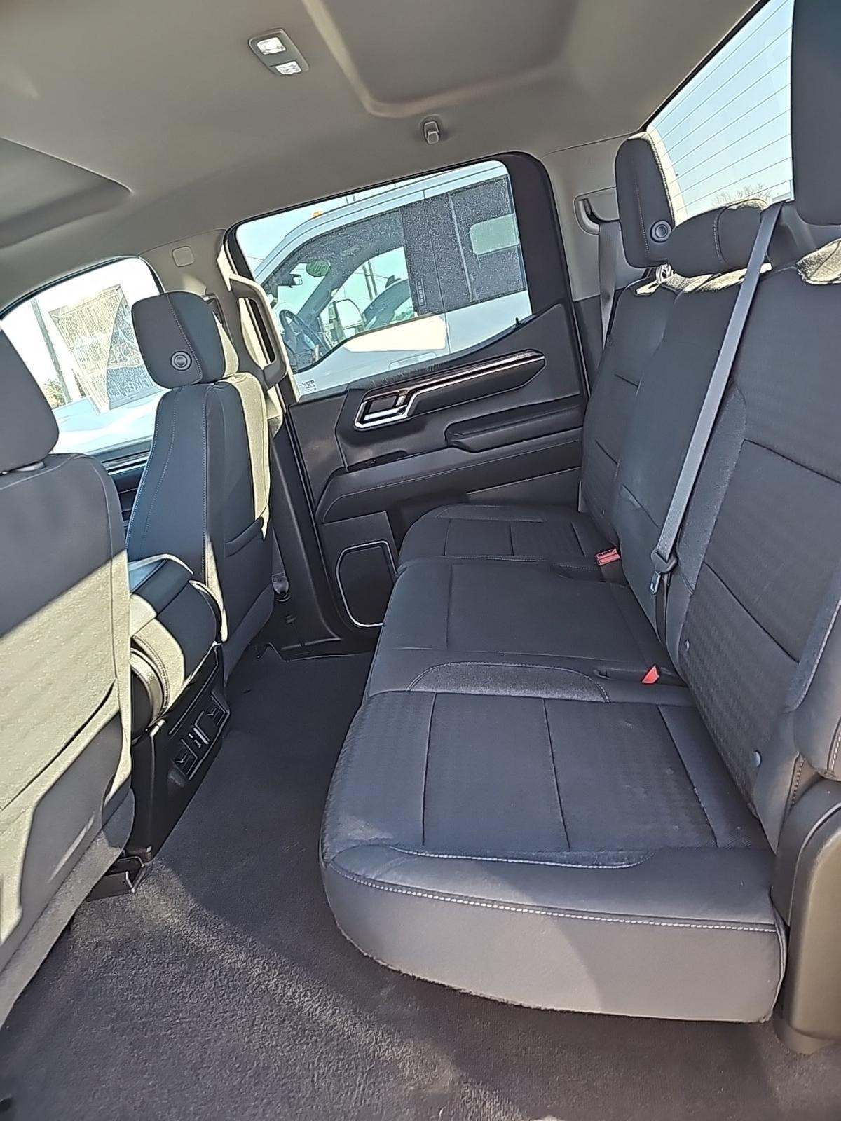 2022 Chevrolet Silverado 1500 LT AWD