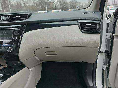 2022 Nissan Rogue Sport SV AWD