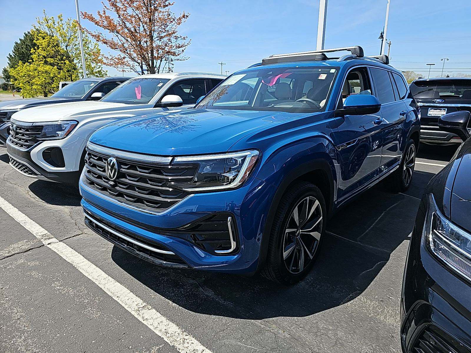 2025 Volkswagen Atlas 2.0T SEL Premium R-Line AWD