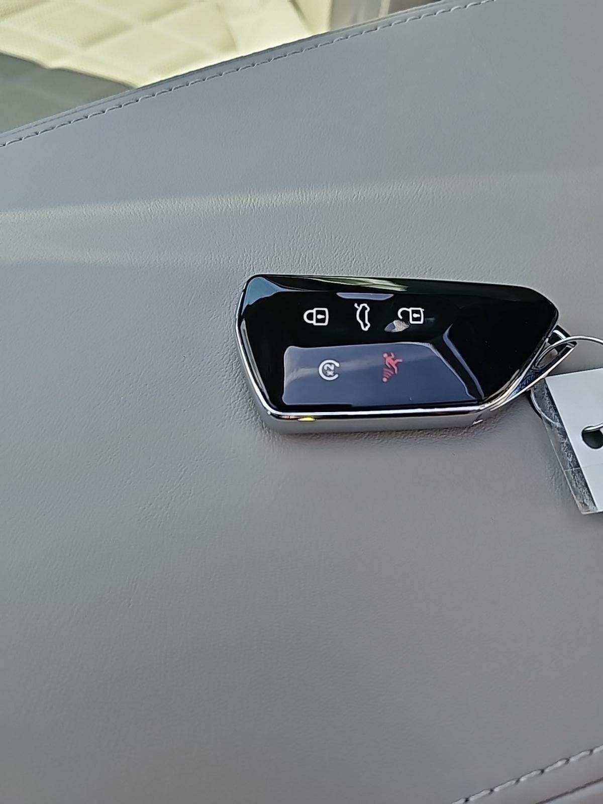 2025 Volkswagen Atlas 2.0T SEL Premium R-Line AWD