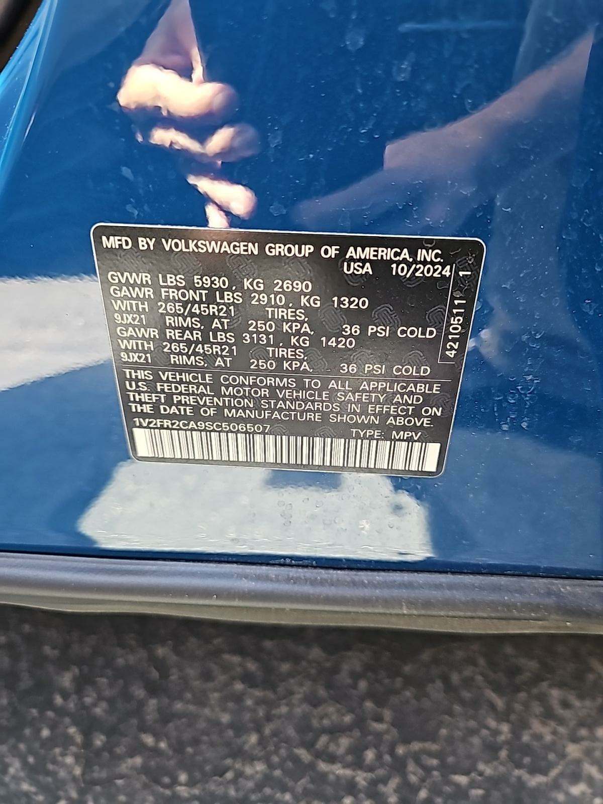 2025 Volkswagen Atlas 2.0T SEL Premium R-Line AWD