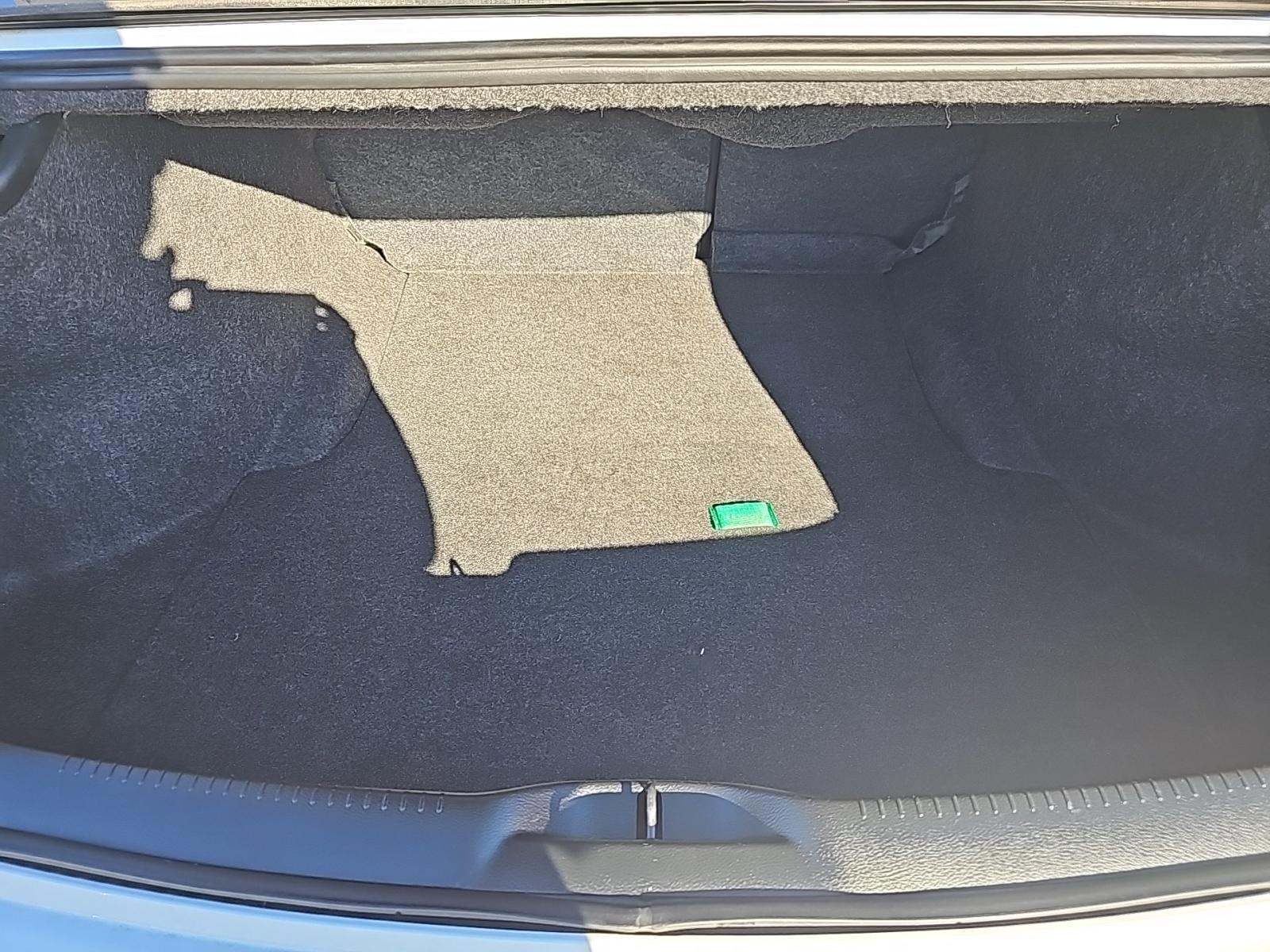 2017 Chrysler 300 Limited RWD